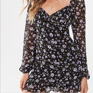 Long sleeve floral mini dress 💐🖤